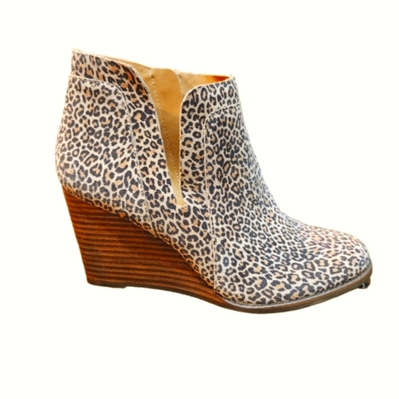 Lucky Brand Shoes - Lucky Brand Leopard Print Ankle Boots. Size 10.